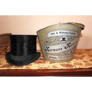 Vintage Top Hat In Original Box Headwear Costume Dressing Accessories