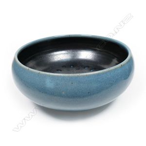 Wax Resist Stoneware Bowl By Peter Stichbury New Zealand Potters