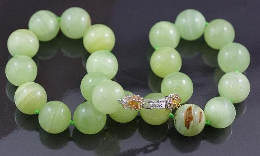 Peruvian Jade Necklace with Yellow Sapphire Clasp - Necklace/Chain ...
