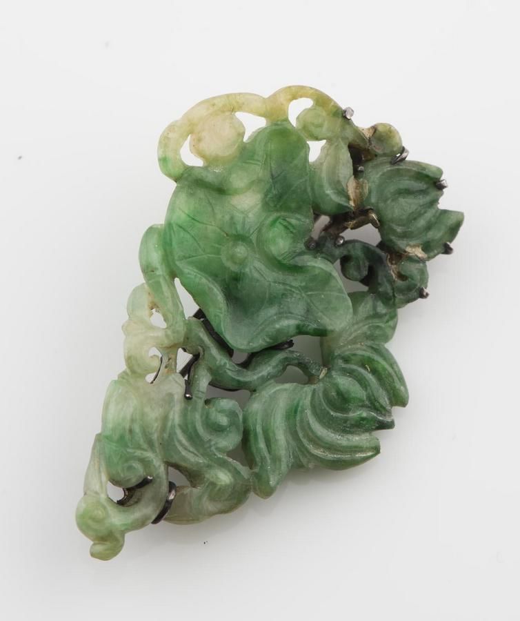 Jadeite Carved Brooch - 5.5cm x 3.5cm - Brooches - Jewellery