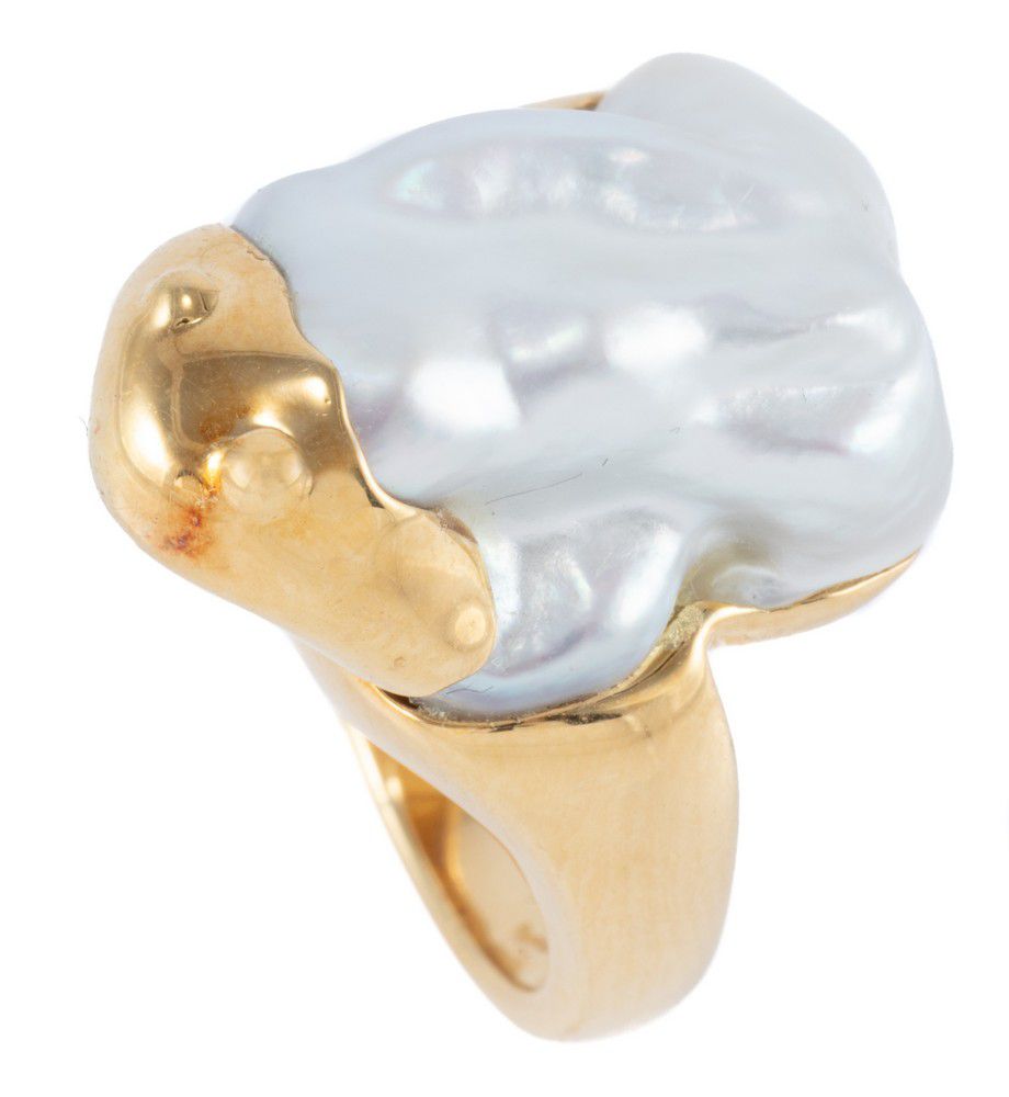 Baroque Pearl Frog Ring in 18ct Gold - Rings - Jewellery
