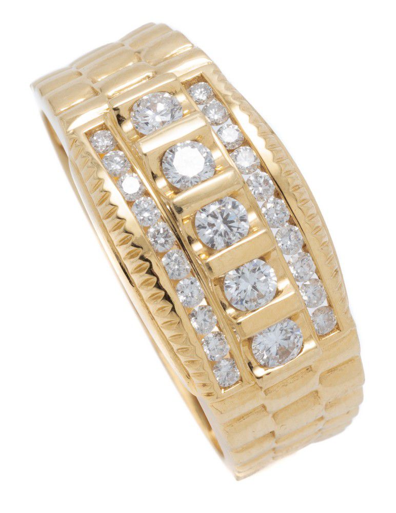 A gent's 18ct gold diamond ring, set across the top with 5… - Rings ...