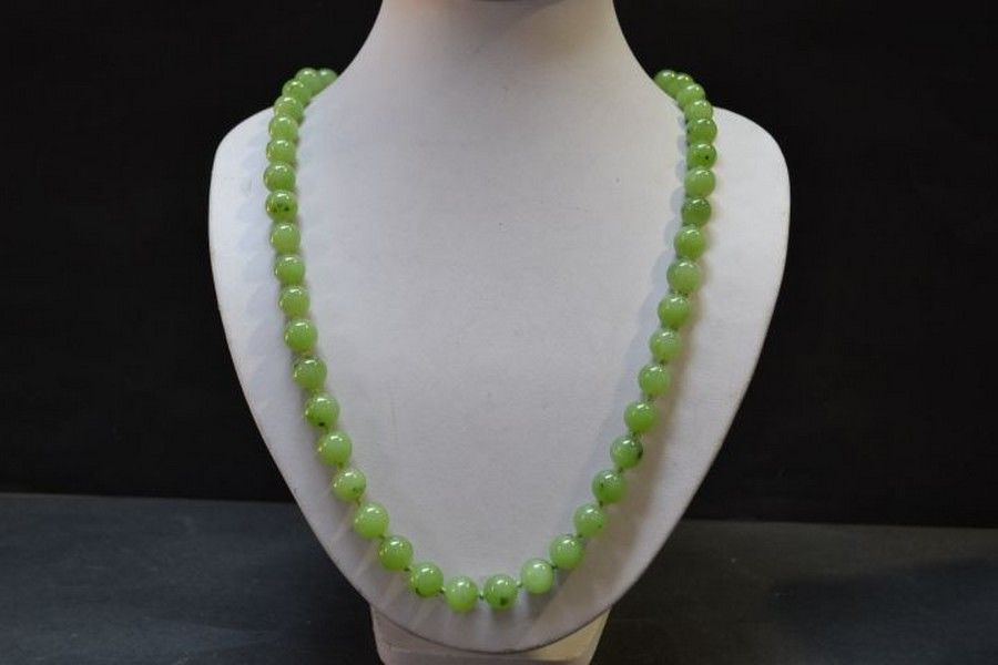 Jade Speckle Necklace - Necklace/Chain - Jewellery