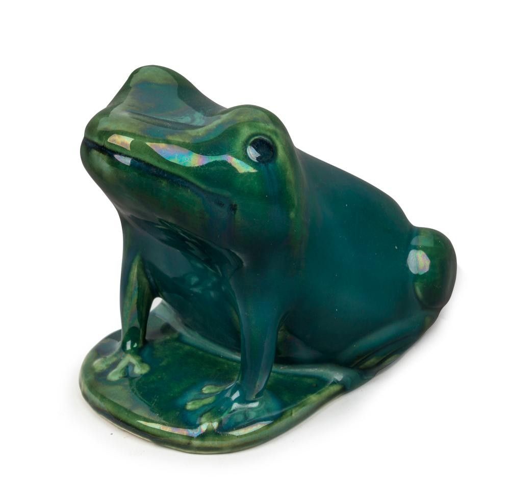 1935 Bendigo Pottery 'Waverley Ware' Green Glazed Frog Sculpture ...