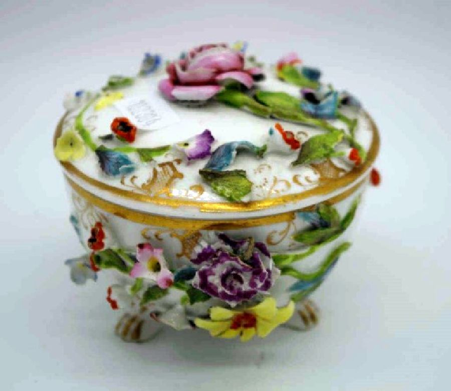 Spode Flower Encrusted Trinket Box with Painted Mark - Spode/Copeland ...