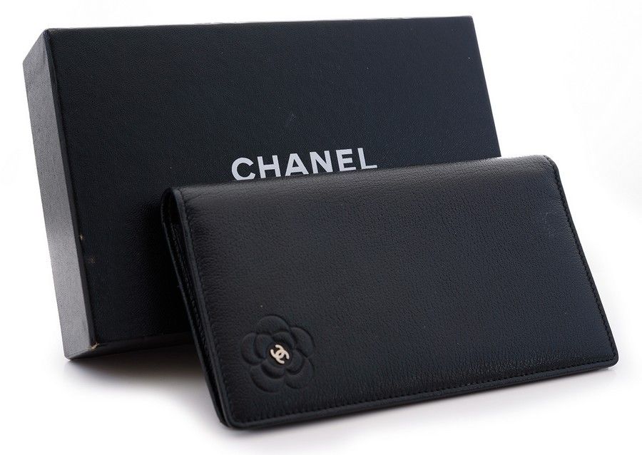 Chanel Black Leather Wallet with Embossed Flower and 'CC' Motif