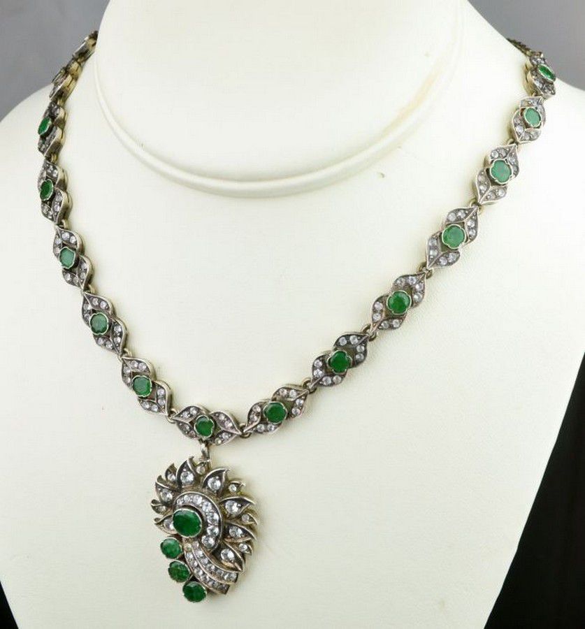 Emerald and White Sapphire Indian Style Necklet - Necklace/Chain ...