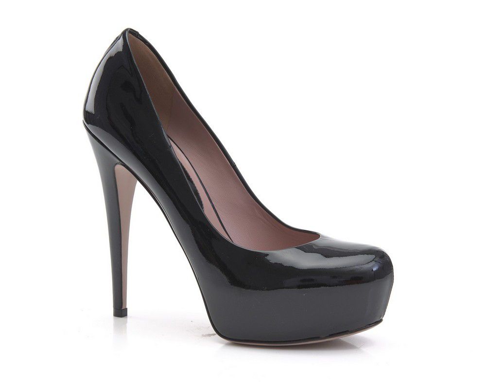 Gucci Black Patent Leather Platform Heels, Size 39 - Footwear - Costume ...