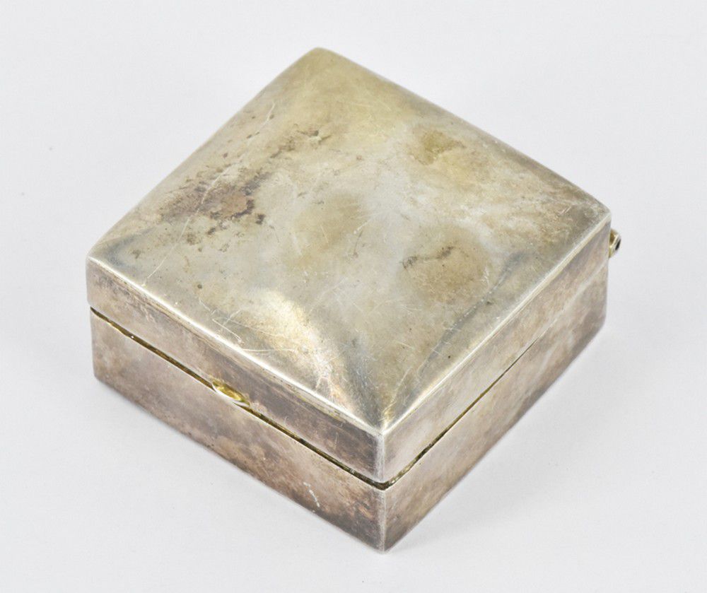 Sterling Silver Square Trinket Box - 28.5g - Boxes, Jewellery & Trinket ...