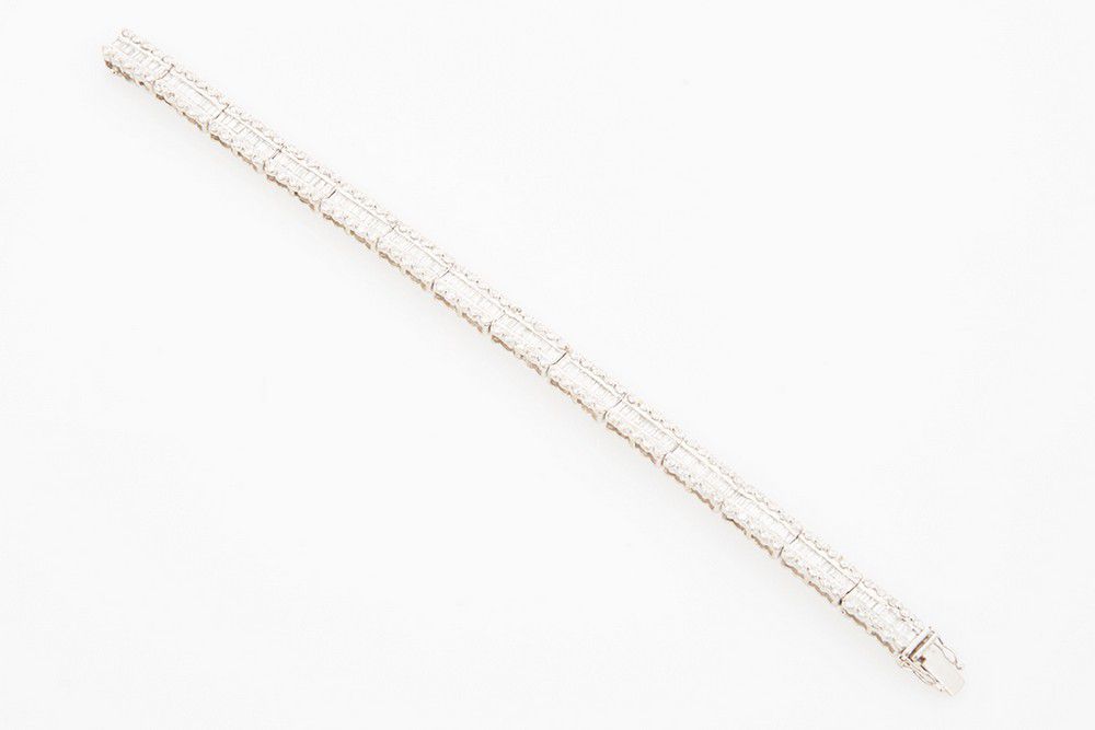 Baguette and Brilliant Diamond Bracelet in 18ct White Gold - Bracelets ...