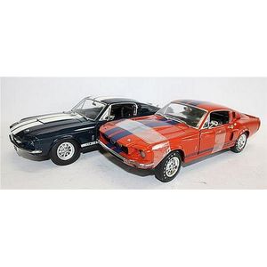 Two 'Ford Mustang's', Ertl 'GT 500' and '1967 GT 350'
