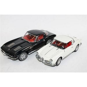 Two Autoart, 'Alfa Romeo Giulietta' and 'Chevrolet Corvette…