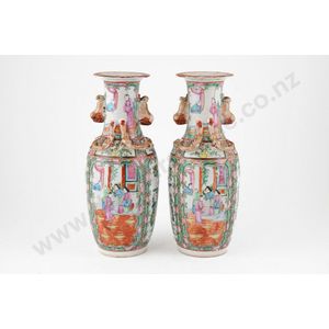 Pair of Chinese Canton famille rose vases hand painted with&hellip;