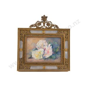 Fine and ornate late 19th century French gilt bronze and mother…