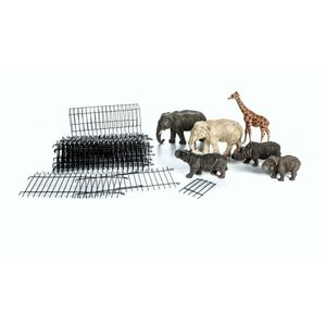 Lineol, Elastolin and similar African animals. With 19 wire…