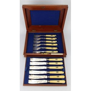 Victorian ivory handled Mappin Brothers boxed fish cutlery set…