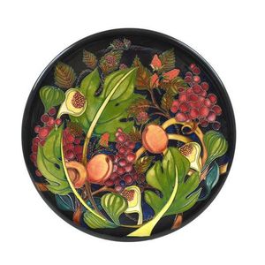 Moorcroft Pottery (England) Queen's Choice pattern - price guide
