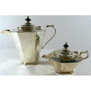 A JW Patterson limited silver-plate Sydney Art Deco coffee pot…