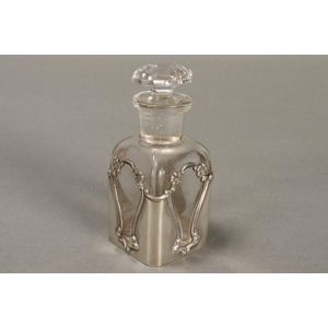 Edwardian sterling silver overlay perfume bottle, hallmarked&hellip;