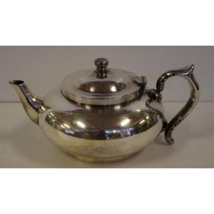 Vintage silver plated 'Perfect' teapot