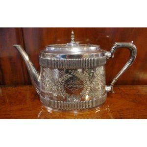 Victorian Walker & Hall EP teapot