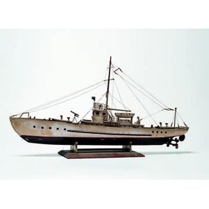 A scratch built W.W.I torpedo boat, modelled with threes props…