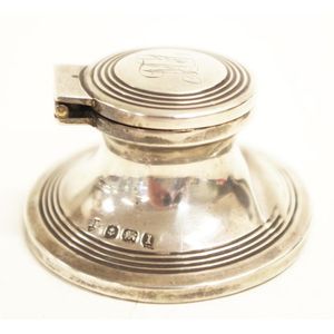Sterling silver inkwell hallmarked Birmingham 1910, makers mark…