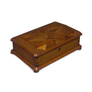 William Norrie Inlaid New Zealand timber box, mottled kauri,…