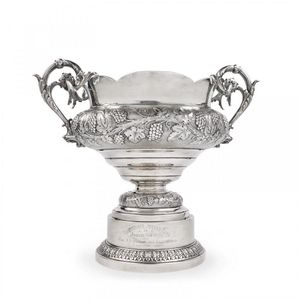 A very impressive and important large Edwardian sterling silver…