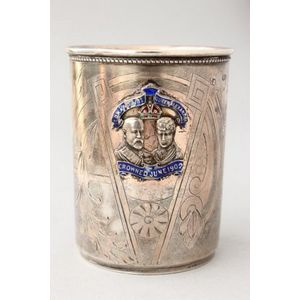 Russian silver and enamel beaker, of cylindrical form,…