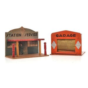 Two wooden Renault models, including station and garage unboxed,…