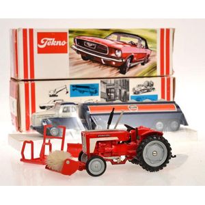 Tekno 481 Gulf tanker; and 466-467 tractor with break to canopy…