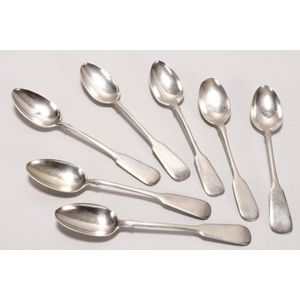 Seven Russian silver teaspoons, marked 84, total weight 213gm,…