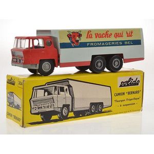 Solido 304 Camion Bernard. Light blue trailer, red cab with…