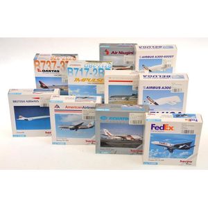 10 x Herpa and dragon wings model aeroplanes. (E-M boxes E-M)…