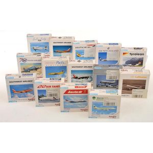 14 x Herpa 1:500 scale model aeroplanes. (E-M boxes E-M) (14)