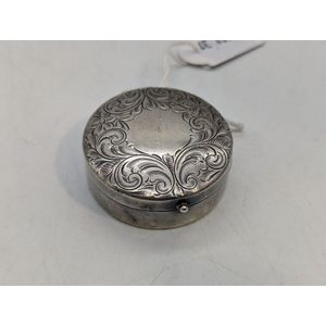 Silver pill box, hinged lidded box with button lid decorated…