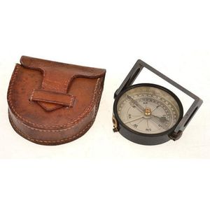 A vintage compass by E.R. Watts & Son London. Brass, with…