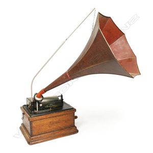 An early 20th century Edison wax roll 'Fireside Phonograph', in…