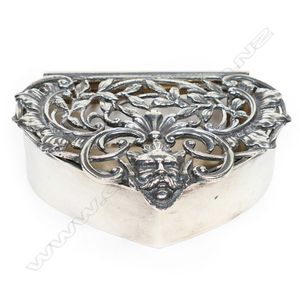 Sterling silver trinket box, heart shaped with reticulated lid…