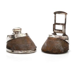 Two piece silver plated horse's hoof desk set, including ink…