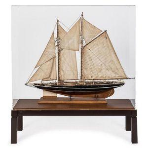 Blue Nose model boat in perspex cabinet, 20th century, 65 cm…