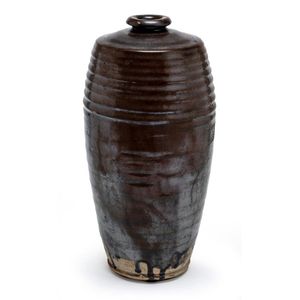 A Chinese black glazed Meiping vase, Jin Dynasty (1115-1234).&hellip;