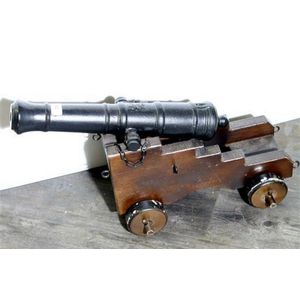 Vintage canons and accessories weapons - price guide and values