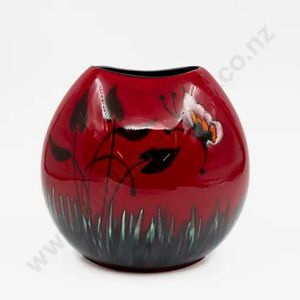 Poole Pottery (England) vase - price guide and values