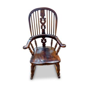 19th century Windsor rocking chair, in elm, with wheel back,&hellip;