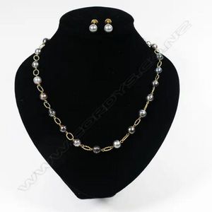 A 9ct gold and black pearl necklace and earrings set, the&hellip;