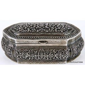 A Sri Lankan .800 silver box, Sri Lanka, Kandy, early 20th…
