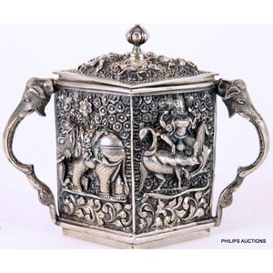 A fine Indian silver tea caddy, 950 silver, 19th century the…