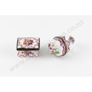 19th century English and European enamel trinket pots,…